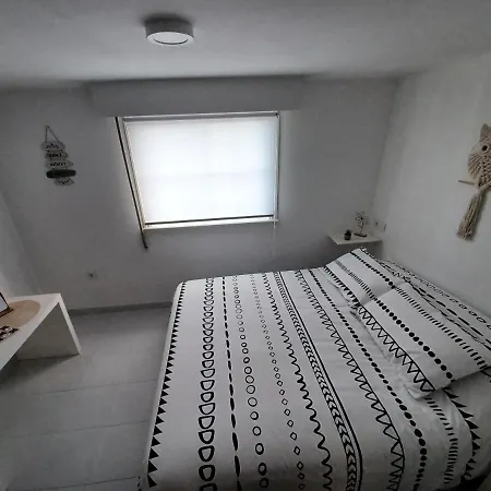 Casa Montecelo Holiday home Paderne (A Coruna)